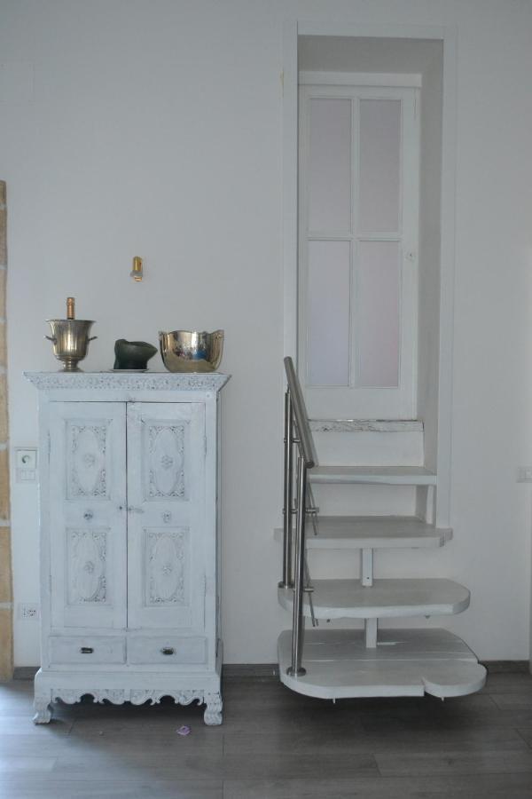 ساليرنو B&B Charming House المظهر الخارجي الصورة