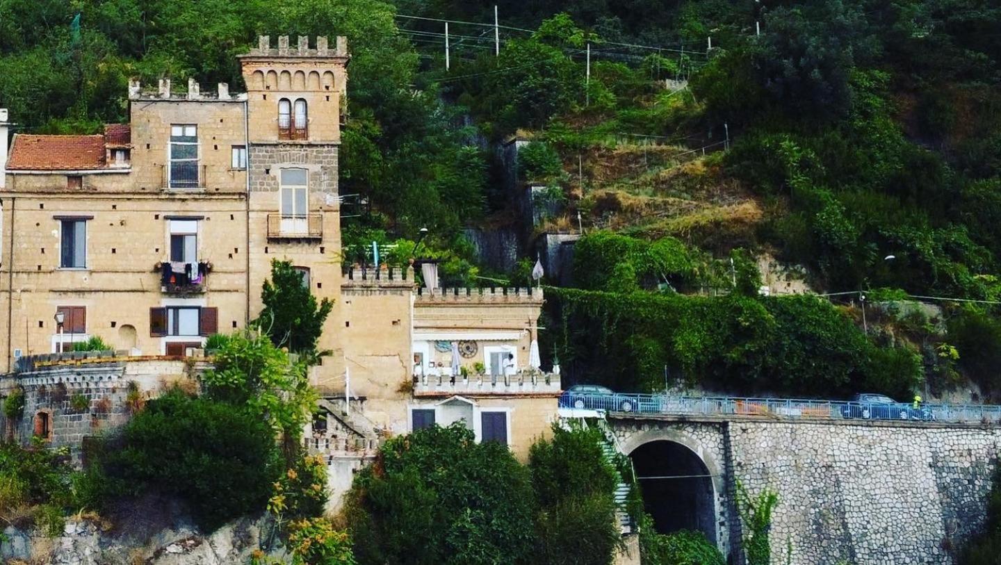 ساليرنو B&B Charming House المظهر الخارجي الصورة